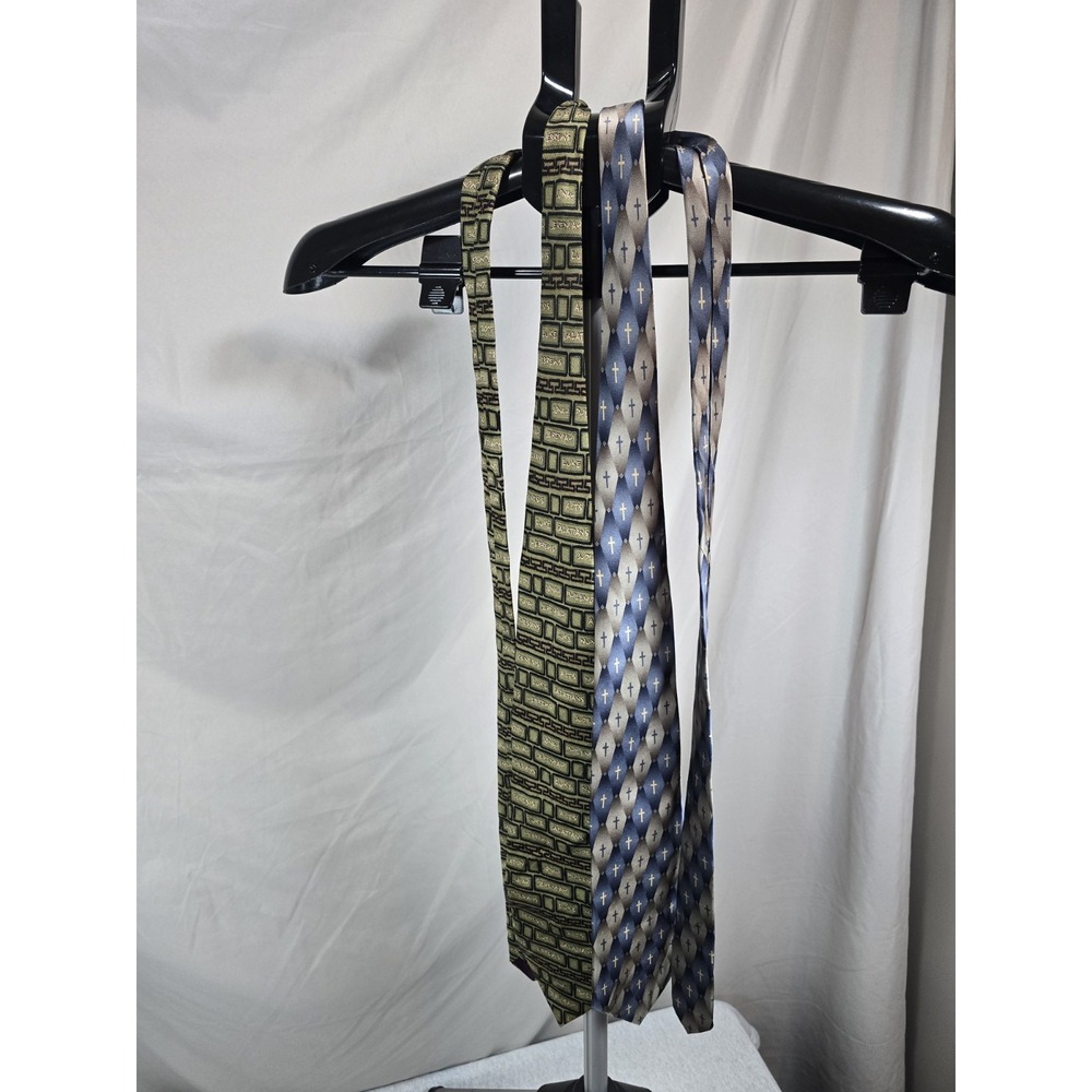 2-Eagles Wings men's necktie featuring a Blue and green brick pattern with names